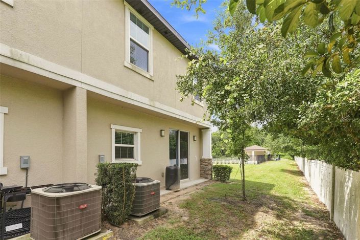 Image No.30-4 Bed Townhouse for sale