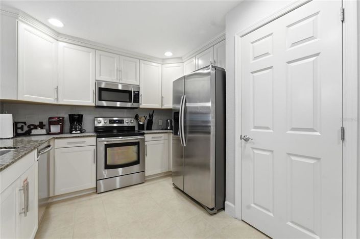 Image No.19-3 Bed Apartment for sale