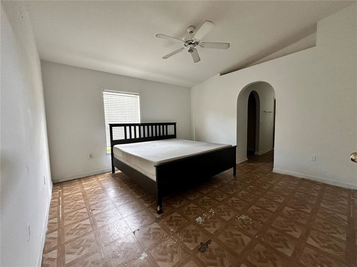 Image No.2-3 Bed House for sale