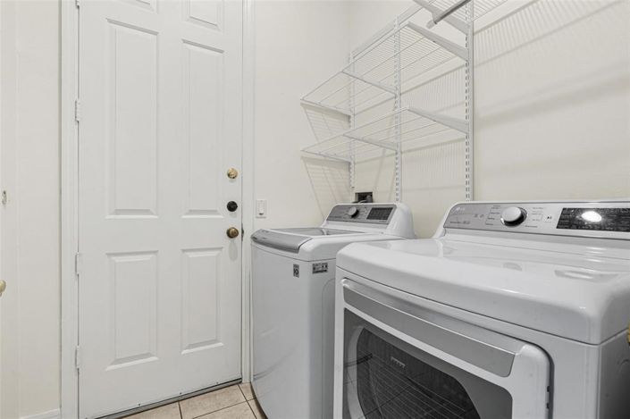 Image No.26-6 Bed House for sale