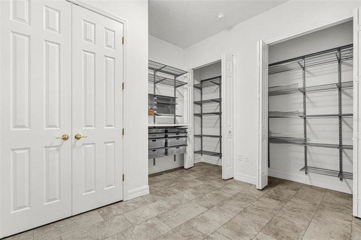 Image No.29-6 Bed House for sale