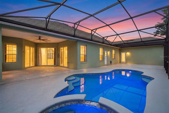Image No.4-6 Bed House for sale