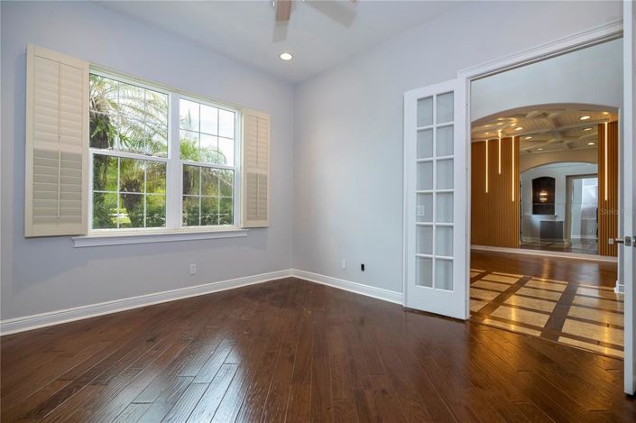 Image No.23-5 Bed House for sale