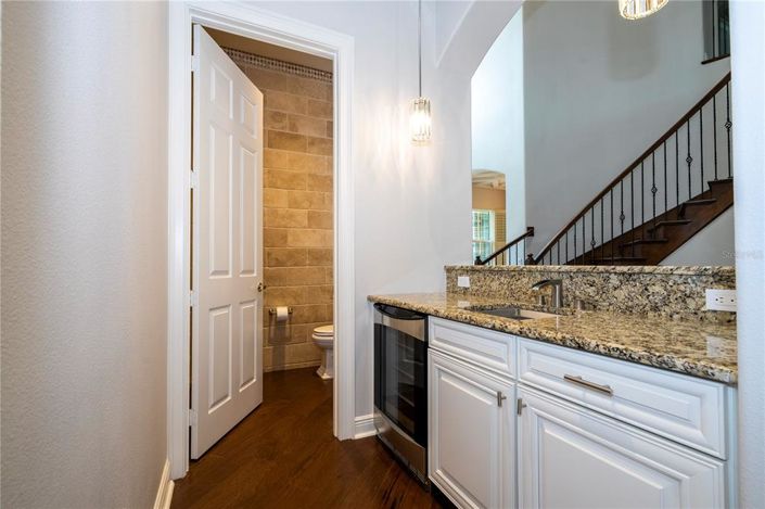 Image No.29-5 Bed House for sale