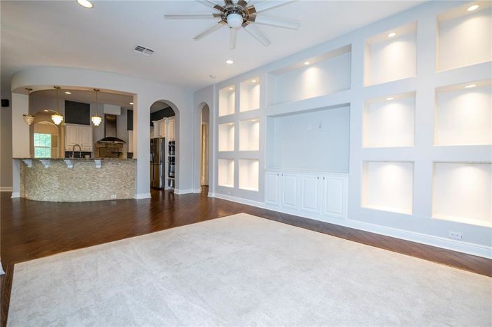 Image No.48-5 Bed House for sale