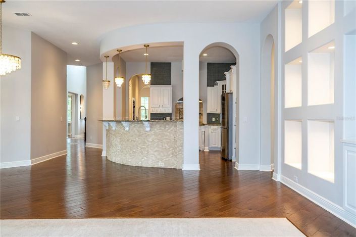 Image No.49-5 Bed House for sale