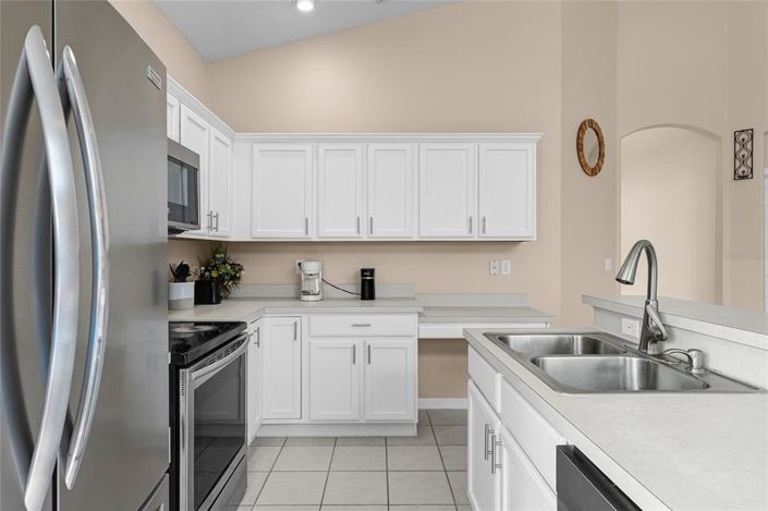Image No.9-4 Bed House for sale