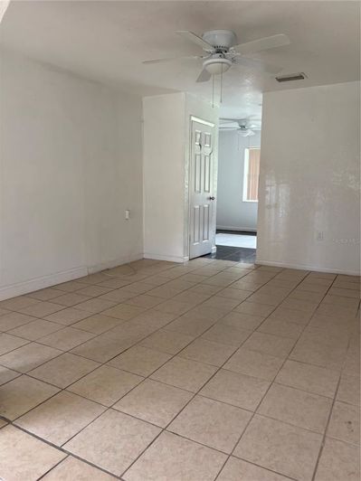 Image No.12-3 Bed House for sale