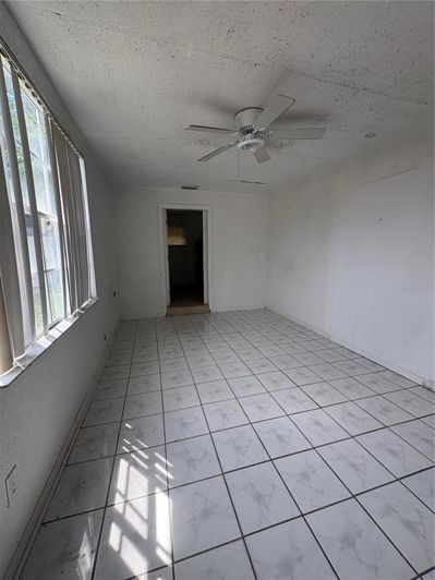 Image No.26-3 Bed House for sale