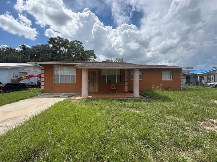 Image No.3-3 Bed House for sale