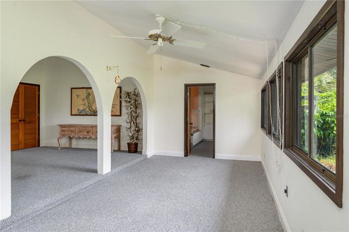Image No.27-2 Bed Townhouse for sale