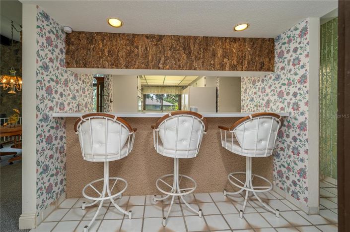 Image No.8-2 Bed Townhouse for sale