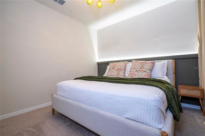Image No.10-5 Bed Townhouse for sale