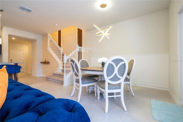 Image No.26-5 Bed Townhouse for sale