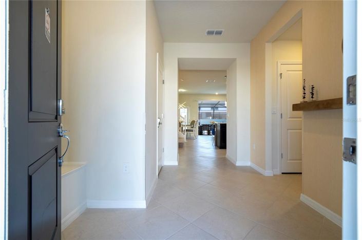Image No.4-5 Bed Townhouse for sale