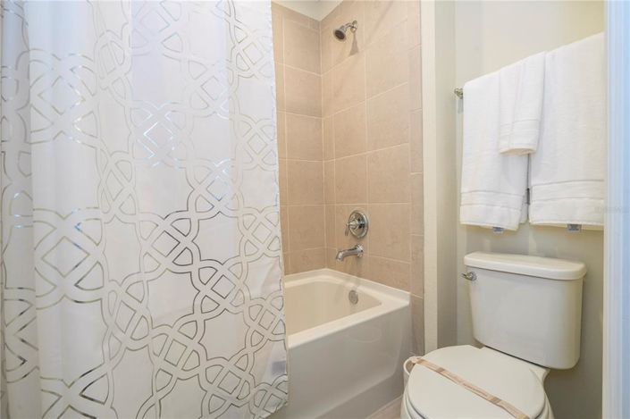 Image No.46-5 Bed Townhouse for sale
