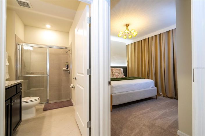 Image No.7-5 Bed Townhouse for sale