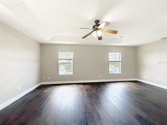 Image No.21-3 Bed House for sale