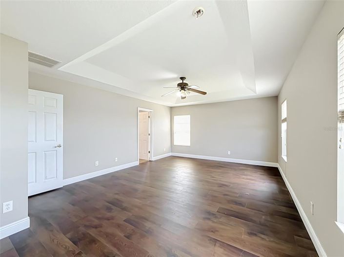 Image No.24-3 Bed House for sale