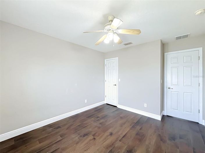 Image No.31-3 Bed House for sale