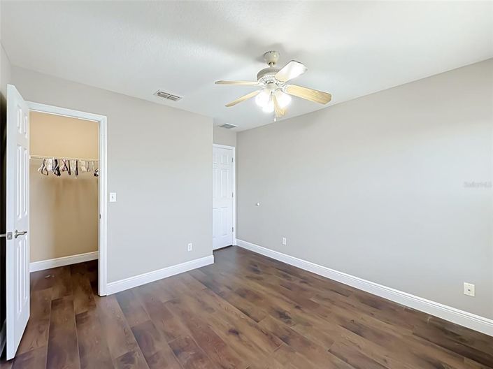 Image No.32-3 Bed House for sale