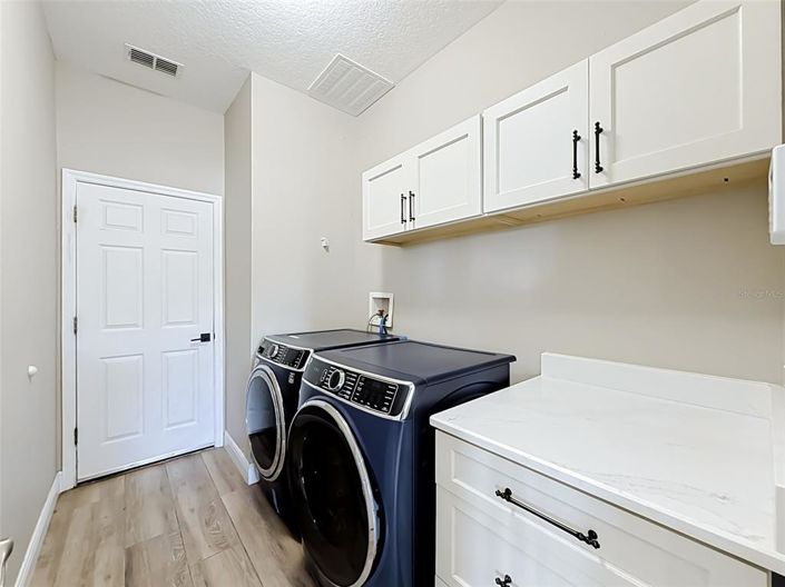 Image No.35-3 Bed House for sale