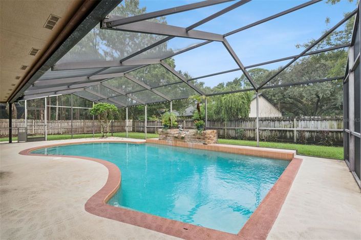 Image No.43-4 Bed House for sale