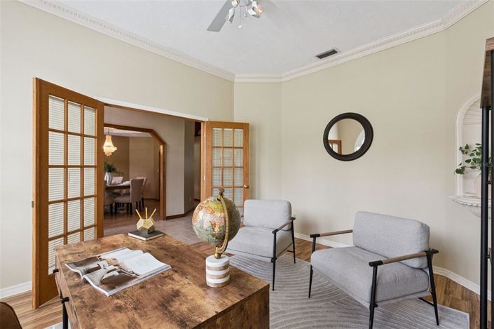 Image No.9-4 Bed House for sale
