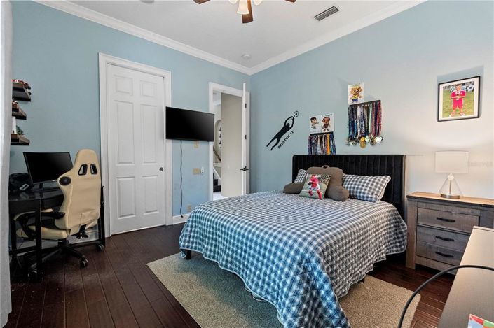 Image No.27-5 Bed House for sale