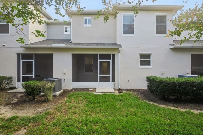 Image No.20-3 Bed Townhouse for sale