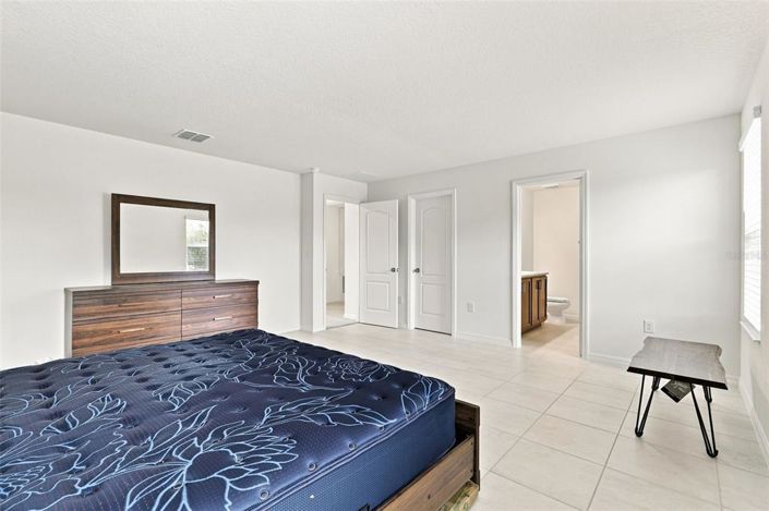 Image No.23-4 Bed House for sale