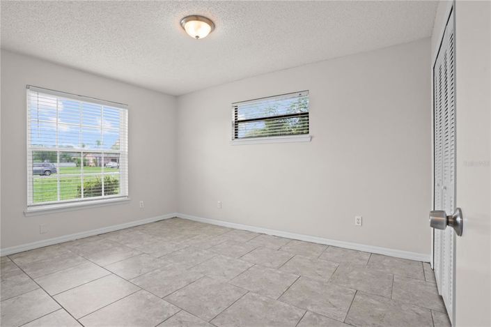 Image No.23-3 Bed House for sale