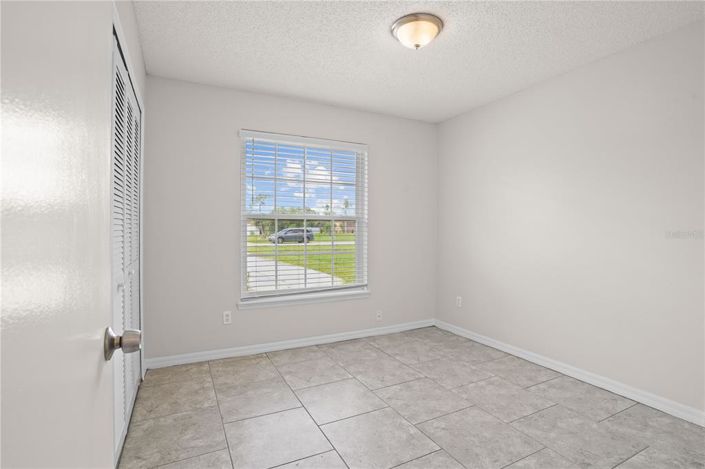 Image No.26-3 Bed House for sale