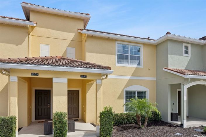 Image No.2-4 Bed Townhouse for sale