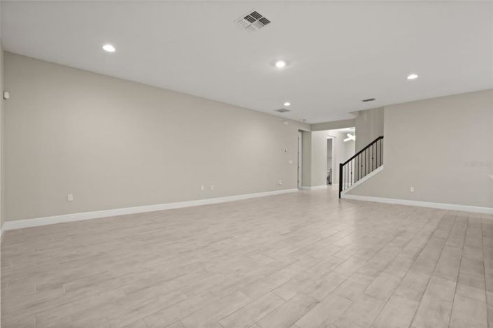 Image No.15-5 Bed House for sale