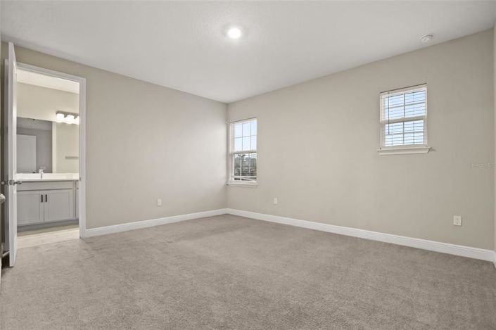 Image No.41-5 Bed House for sale