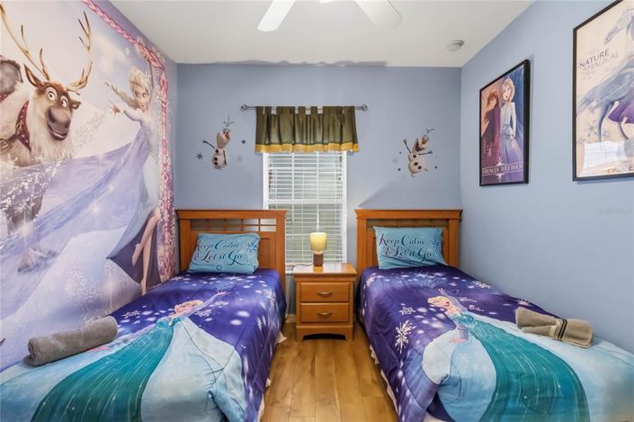 Image No.20-5 Bed Townhouse for sale