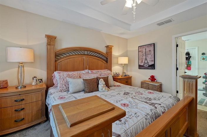 Image No.19-3 Bed Townhouse for sale