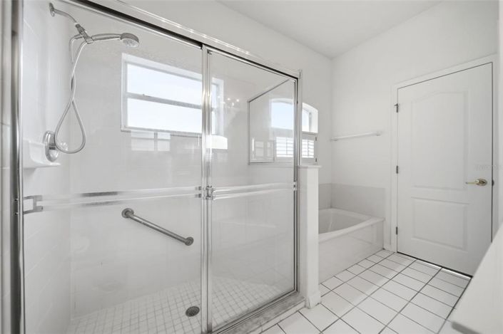 Image No.17-2 Bed House for sale