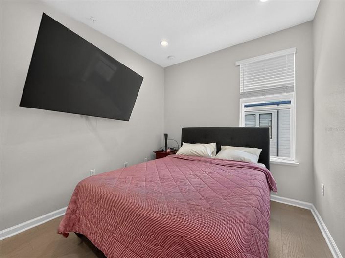 Image No.16-4 Bed Townhouse for sale