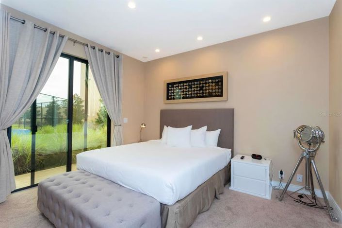 Image No.21-4 Bed Townhouse for sale