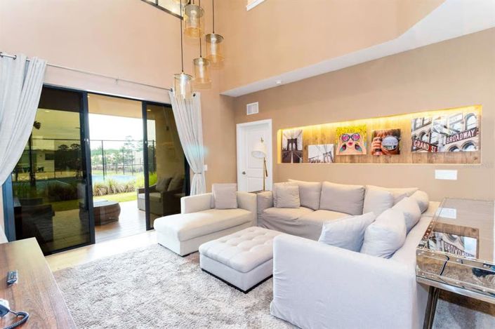 Image No.6-4 Bed Townhouse for sale