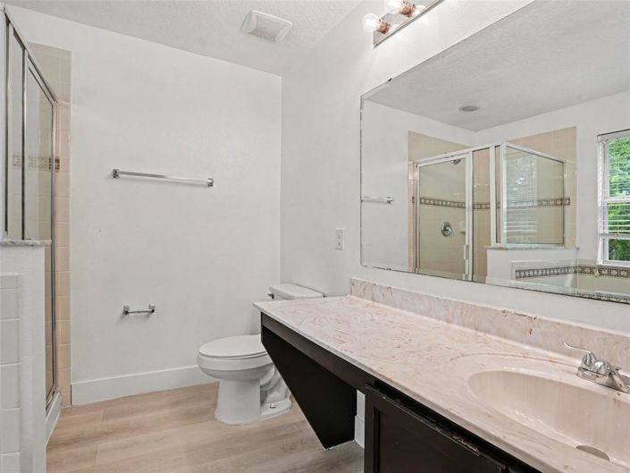 Image No.15-4 Bed House for sale