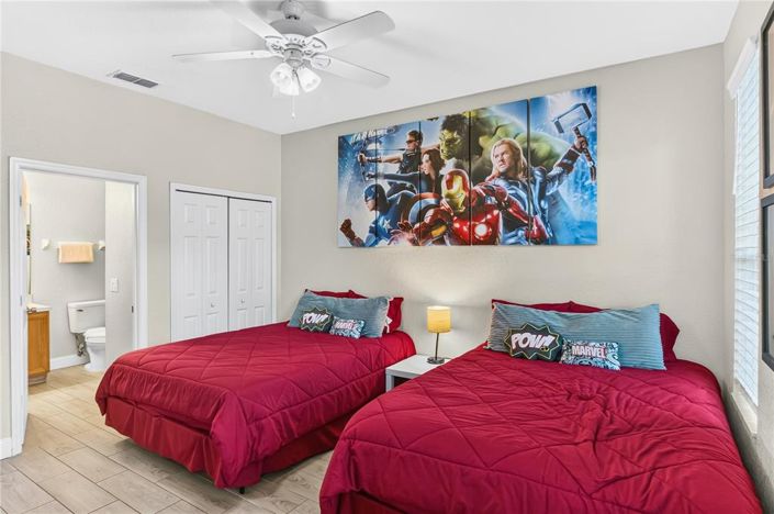 Image No.32-4 Bed Townhouse for sale