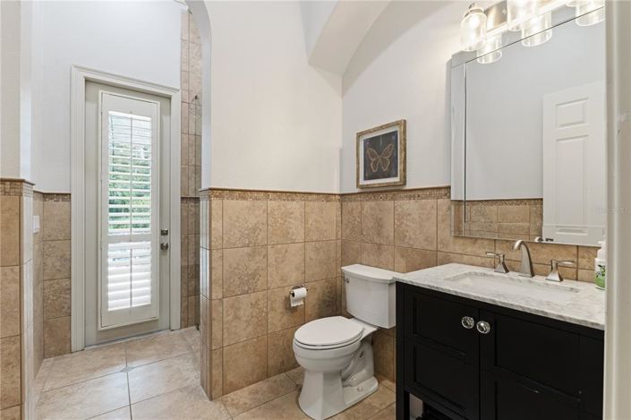 Image No.40-5 Bed House for sale