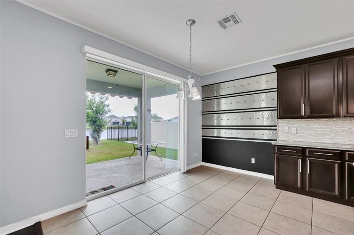 Image No.19-5 Bed House for sale
