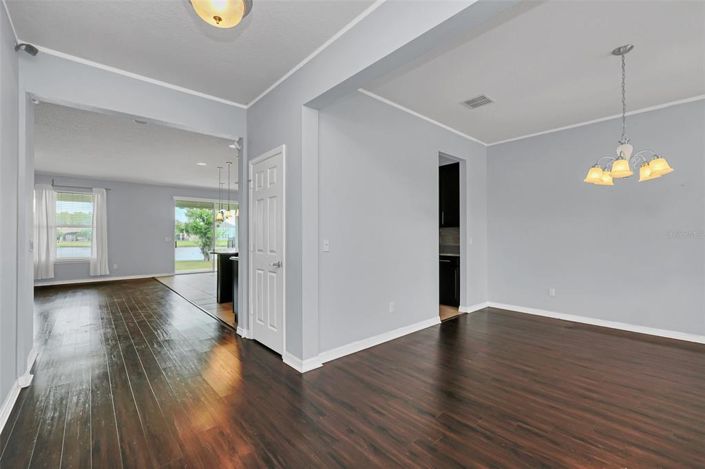 Image No.3-5 Bed House for sale