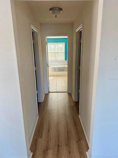 Image No.35-5 Bed House for sale