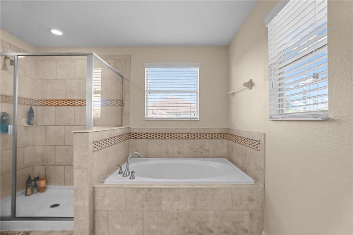 Image No.29-5 Bed House for sale