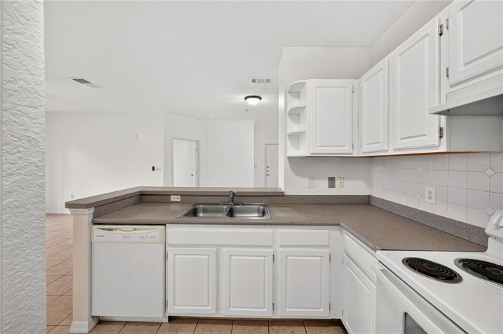 Image No.15-2 Bed Apartment for sale